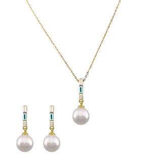 Iridescent Pearl